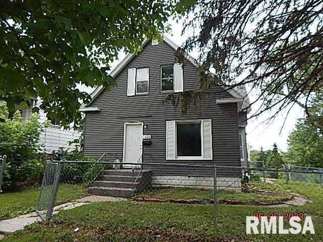 1602 15th St., Rock Island, IL 61201