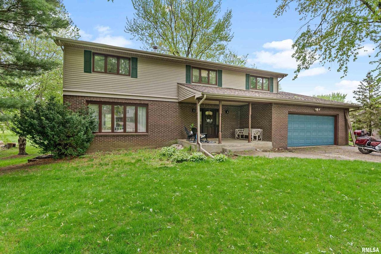 52 Longview Dr., Geneseo, IL 61254