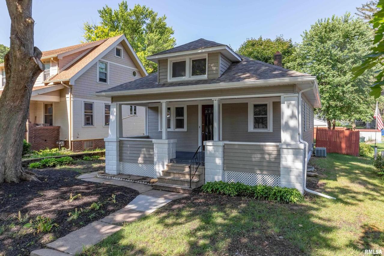 425 41st St., Moline, IL 61265