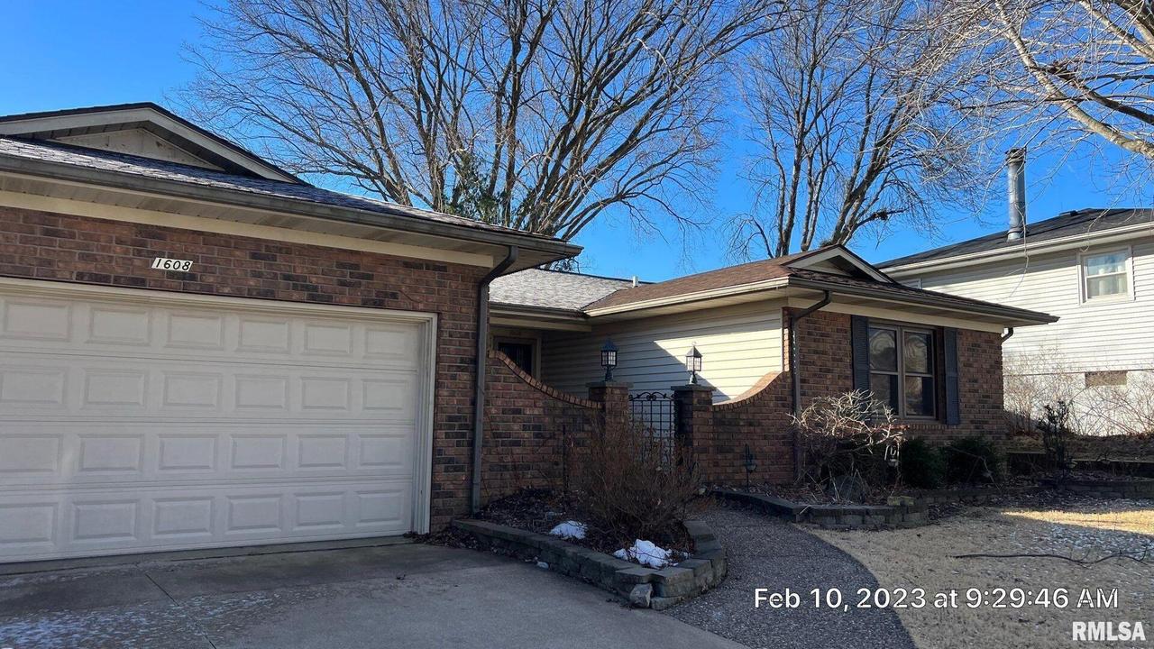 1608 89th Ave., Rock Island, IL 61201