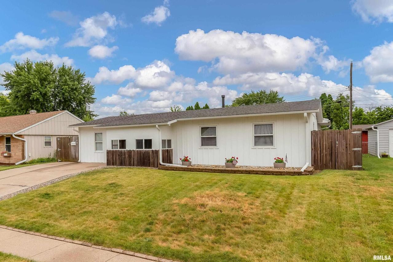 746 39th Ave., East Moline, IL