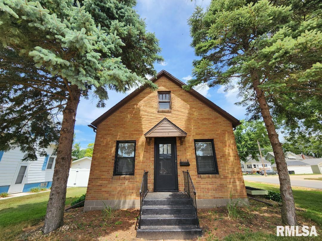719 16th Ave., Fulton, IL 61252