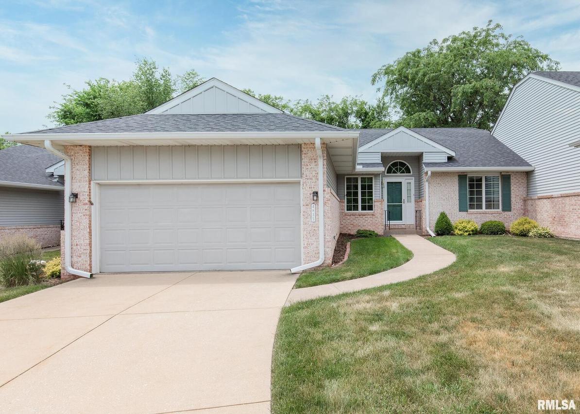 4835 6th Street Ct. #12, East Moline, IL 61244