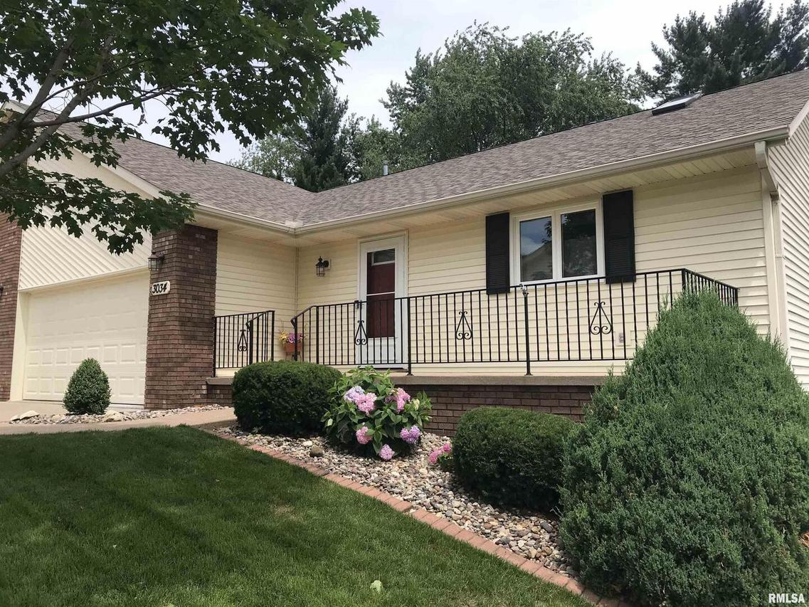 3034 55th Street Dr., Moline, IL 61265