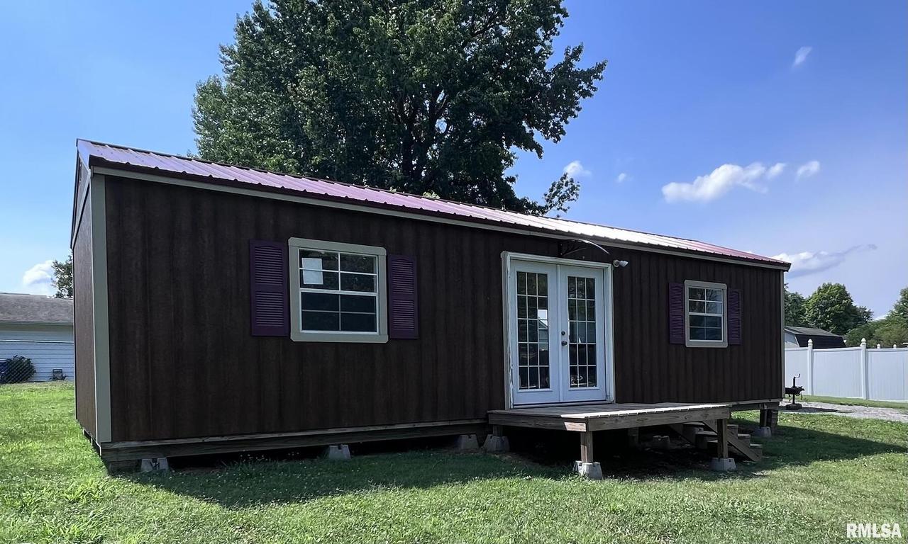 105 S 22nd St., Herrin, IL 62948