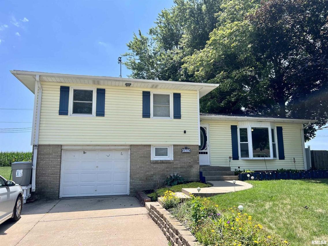 604 W 3rd St., Sherrard, IL 61281