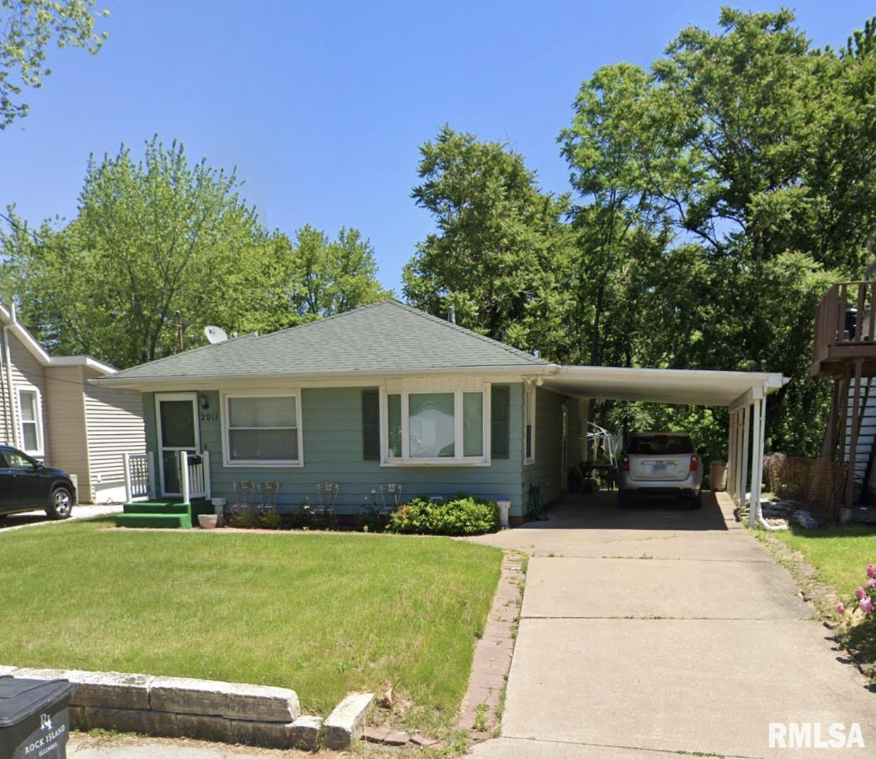 2011 17th St., Rock Island, IL 61201