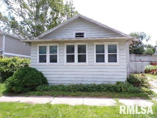 712 5th Ave., Rock Island, IL 61201