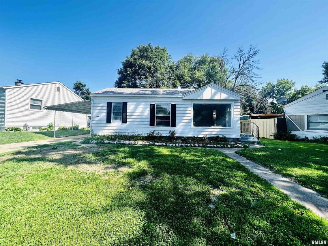 955 24th Ave., Rock Island, IL 61201