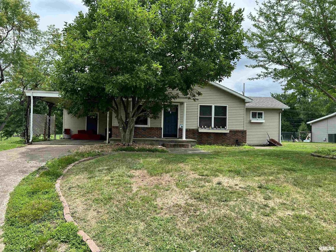 104 Circle Dr., Herrin, IL 62948