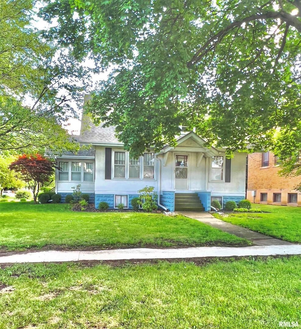 302 Lafayette St., Prophetstown, IL 61277