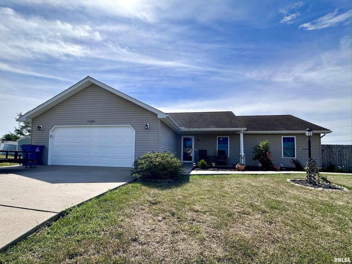 11252 Alta Dr., Carterville, IL 62918