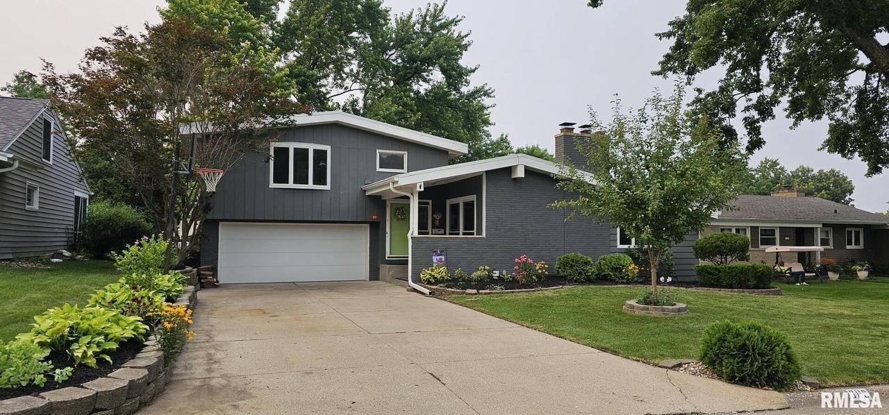 3119 11th Ave. #A, Moline, IL 61265