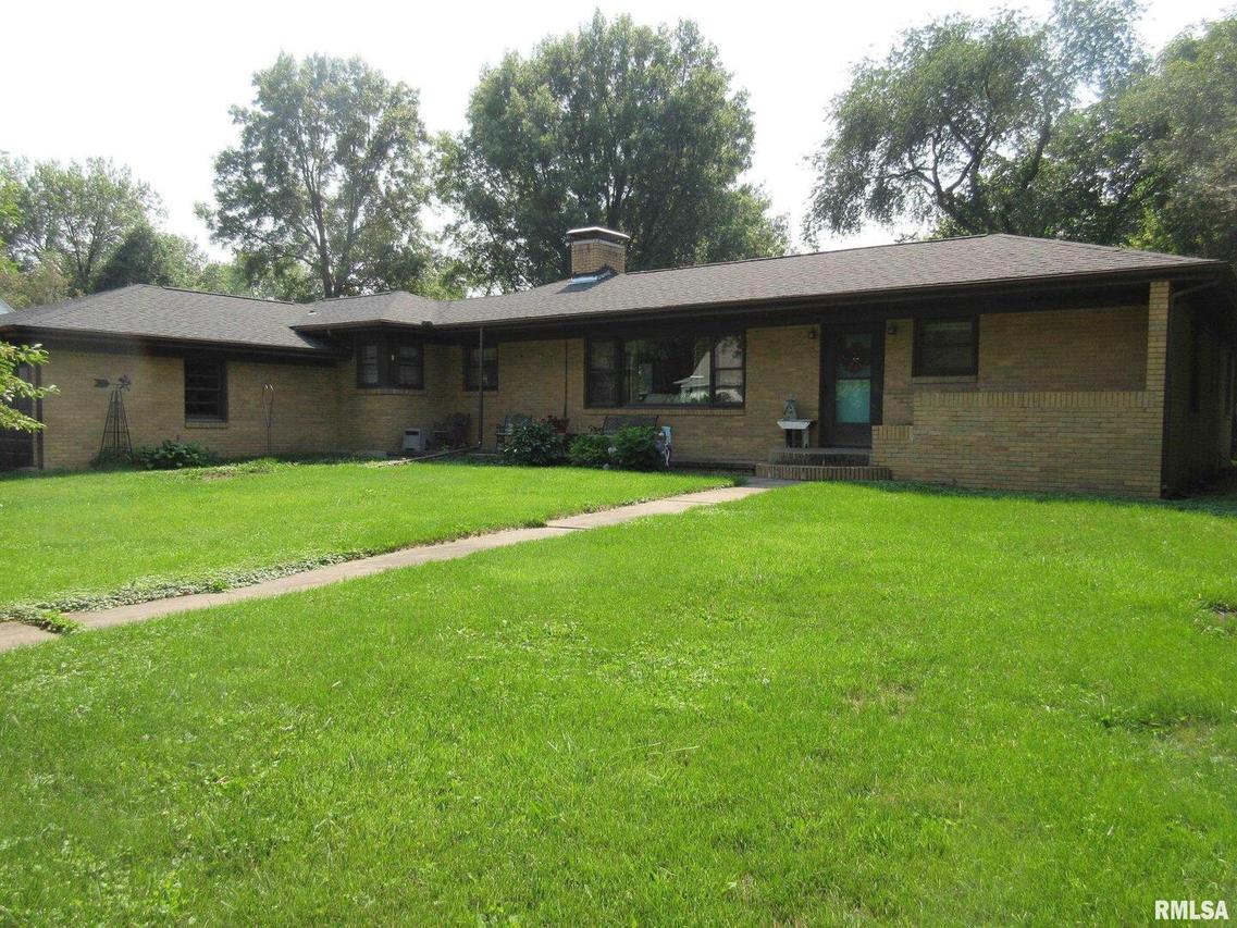 310 N Scandia St., Alpha, IL 61413