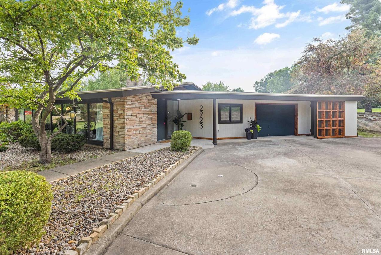 2923 Lincoln Hill Sw, Quincy, IL 62301