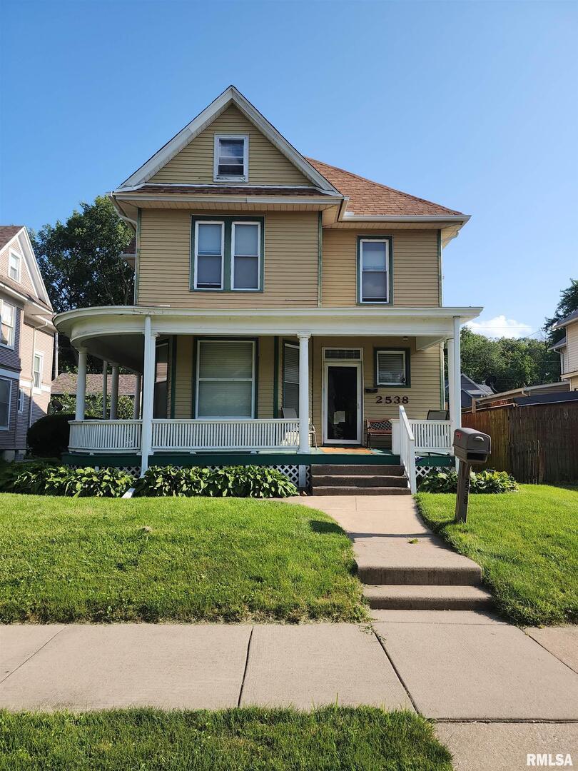 2538 8th Ave., Rock Island, IL 61201