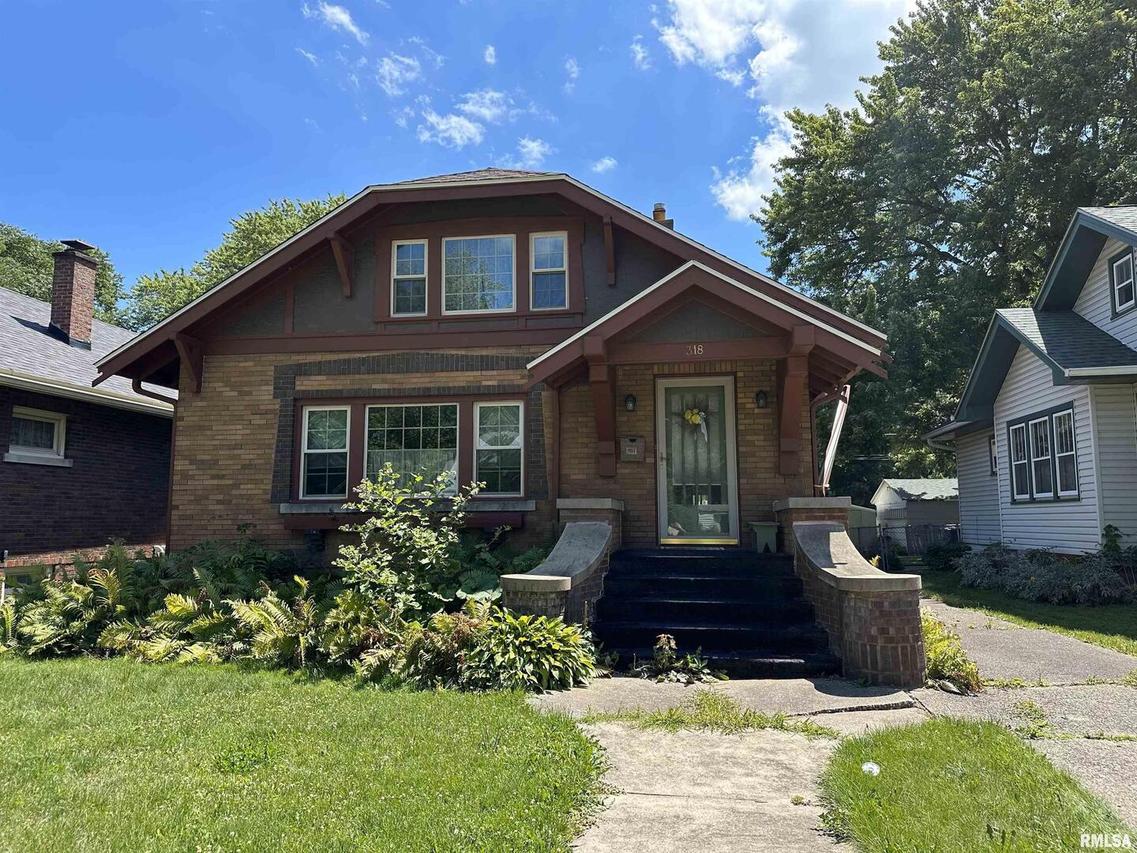 318 23rd Ave., Moline, IL 61265