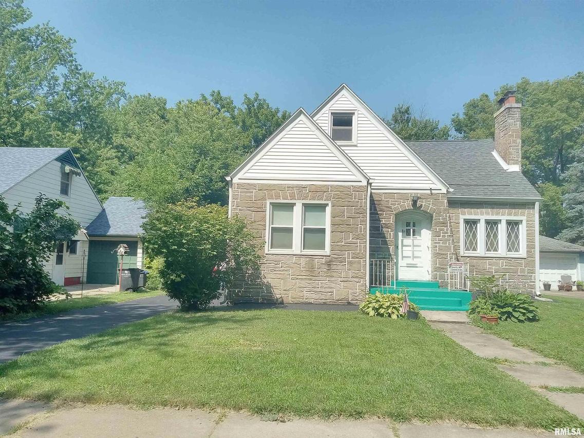 4216 12th St., Rock Island, IL 61201