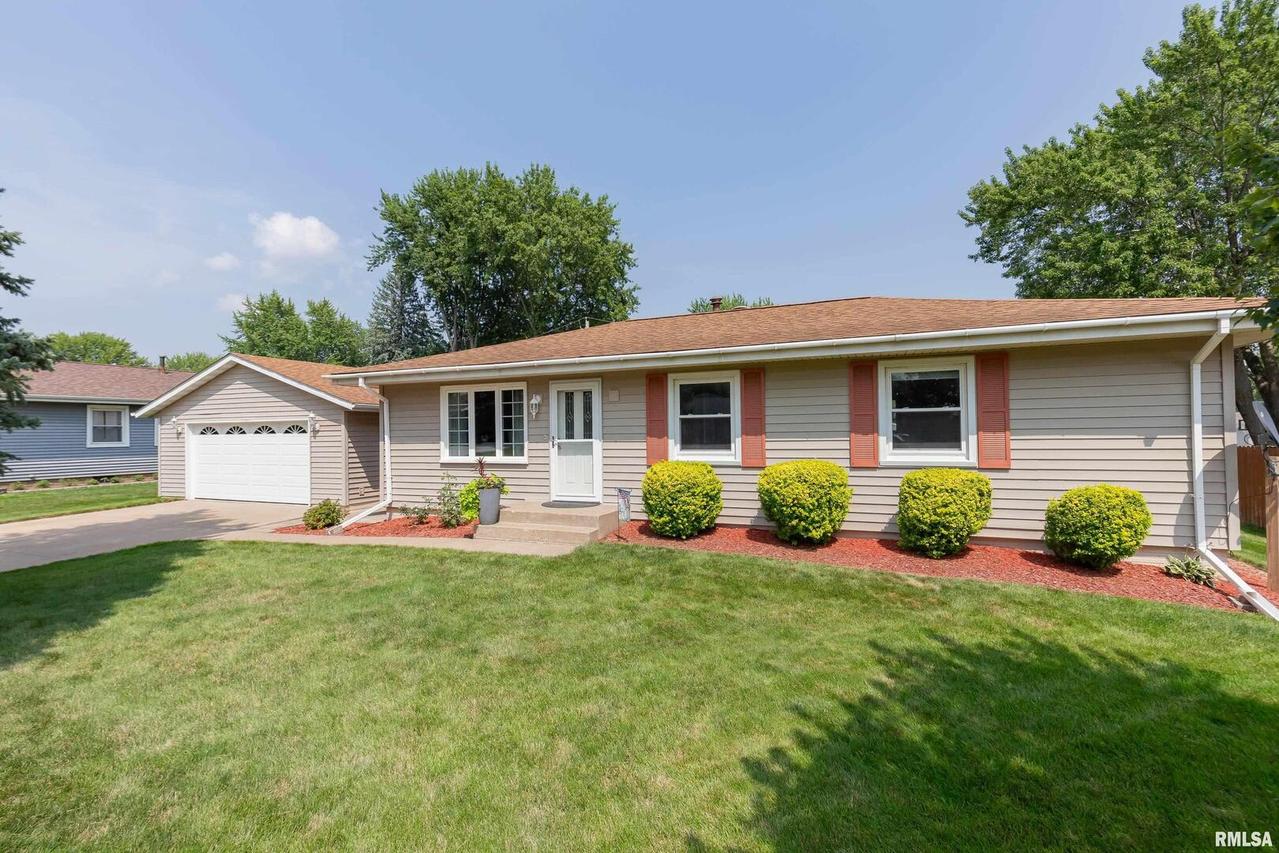 908 18th St., Port Byron, IL 61275