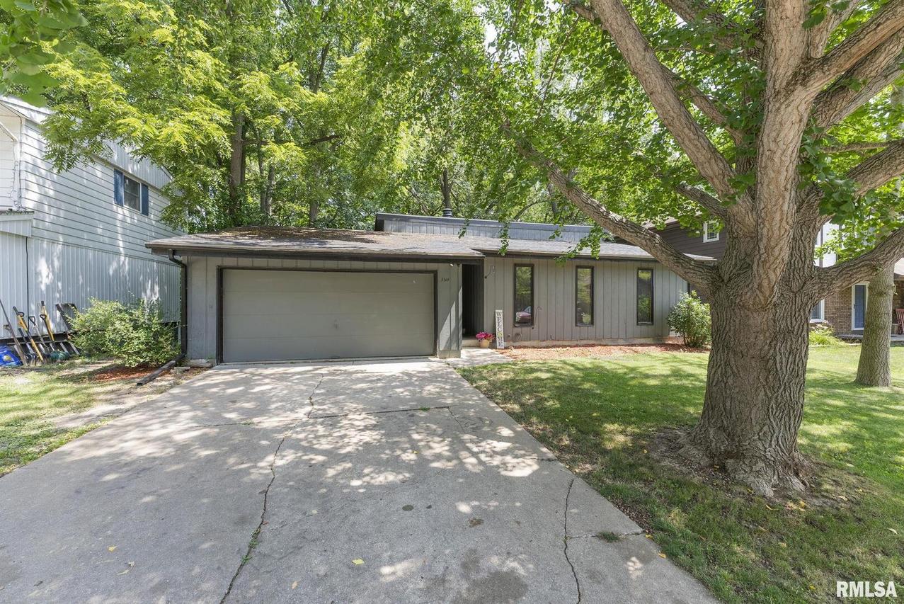 3514 39th St., Moline, IL 61265