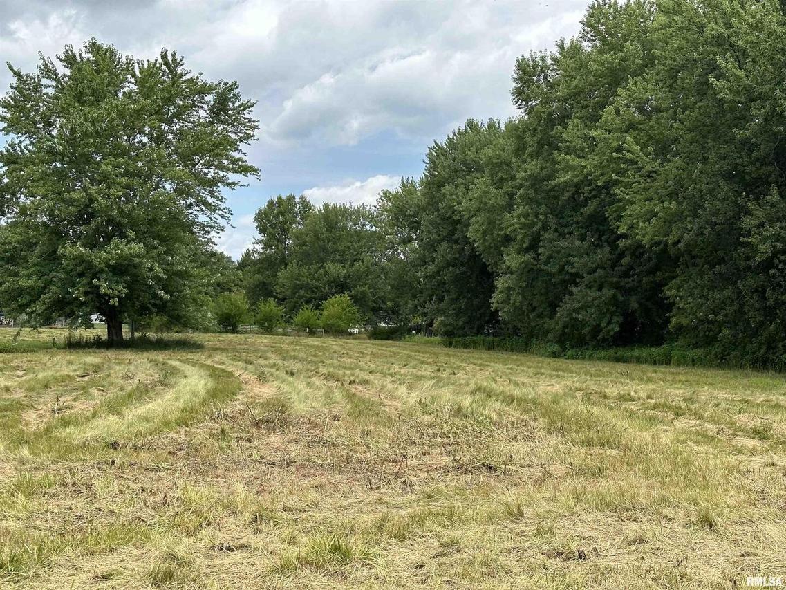 61 & 62 Rose Ct., Geneseo, IL 61254