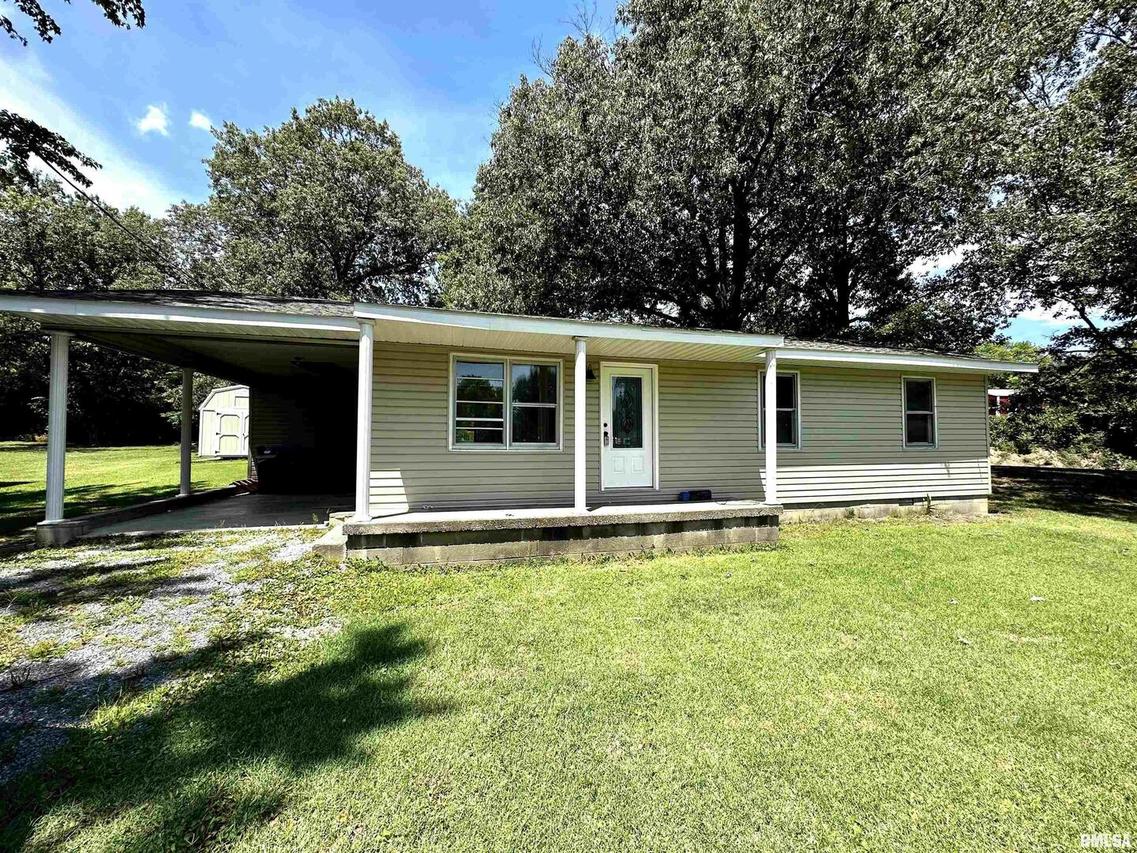 1204 Academy St., Eldorado, IL 62930