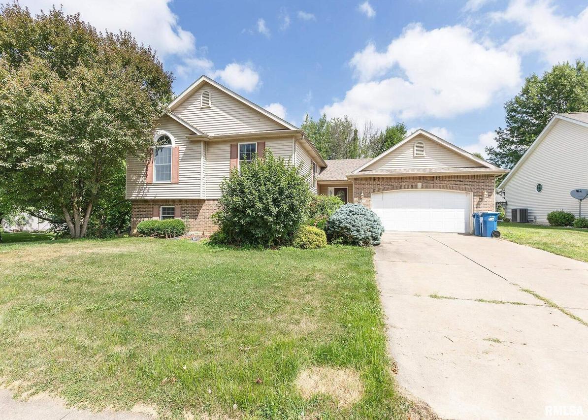 1105 29th Ave., Silvis, IL 61282