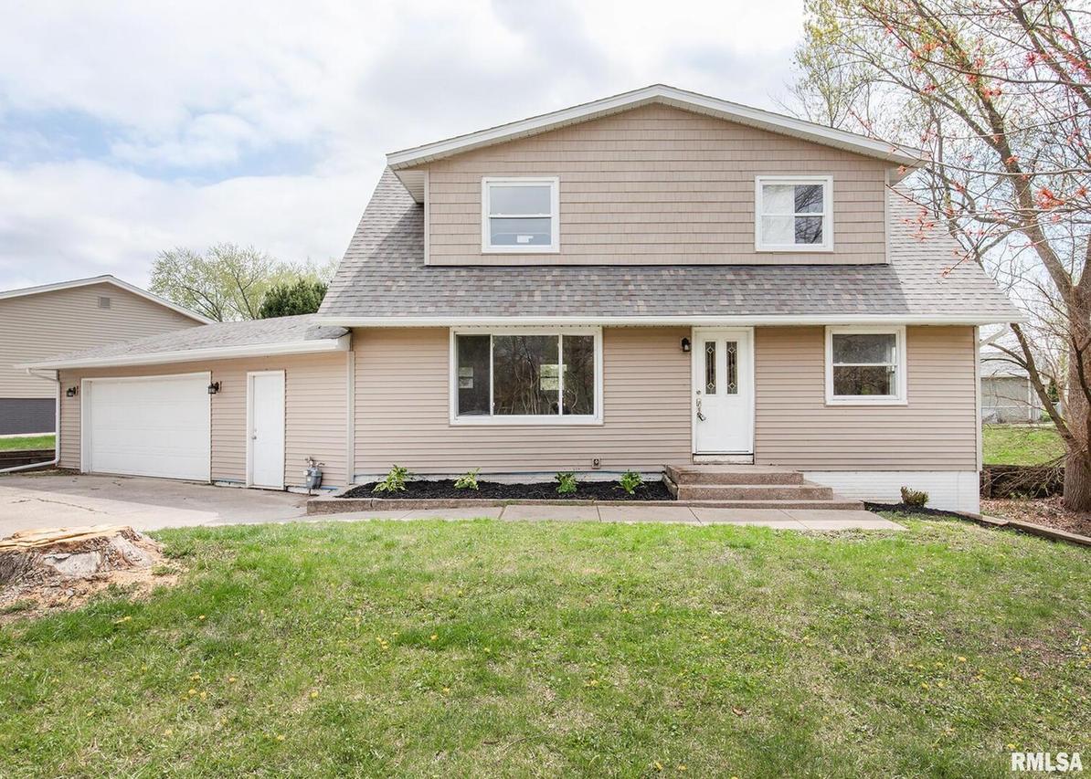 450 30th Ave., East Moline, IL 61244