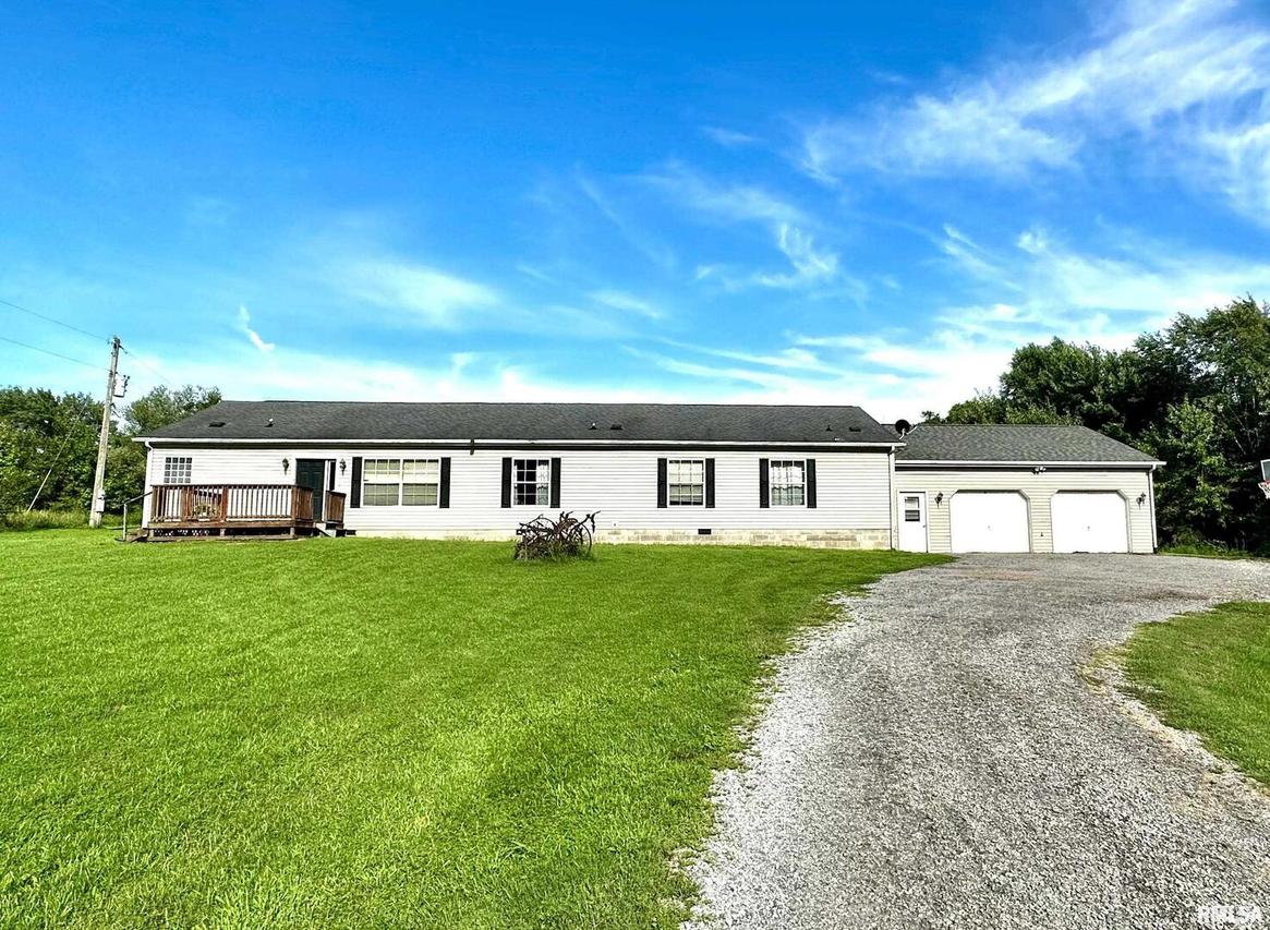 1665 Egyptian Hills Dr., Creal Springs, IL 62922