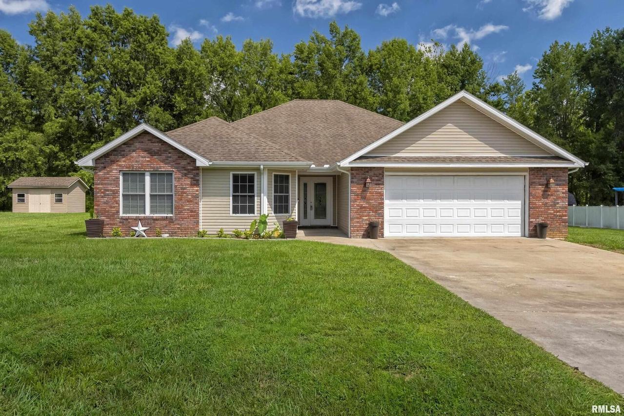 11138 Zachary Dr., Marion, IL 62959