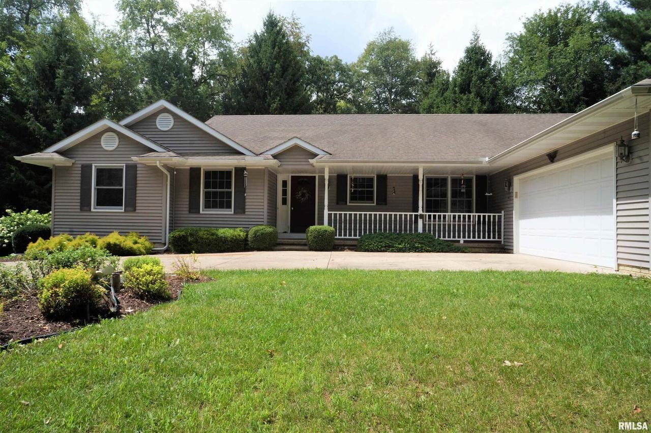 8861 E 1000th St., Cambridge, IL 61238