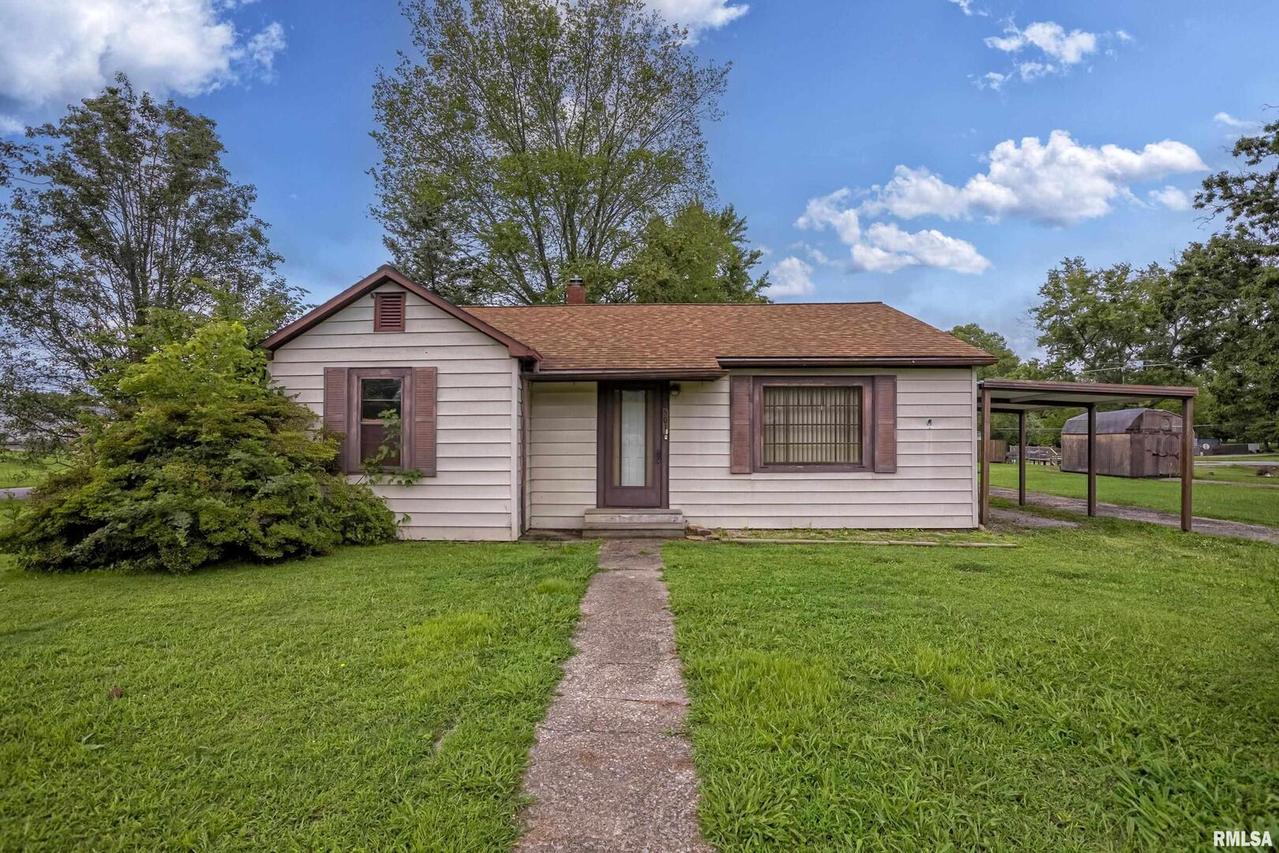 501 W Murray St., Sesser, IL 62884