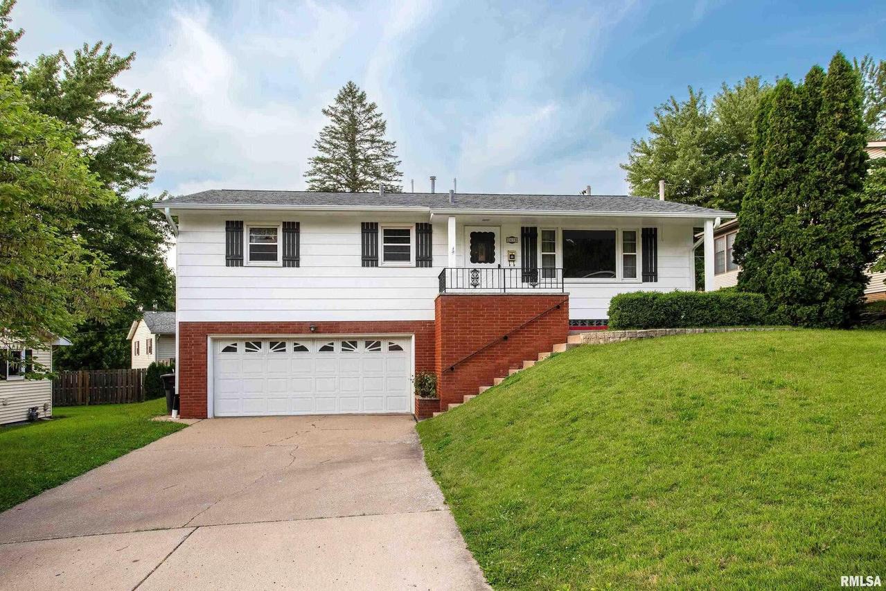 2615 35th Ave., Rock Island, IL 61201