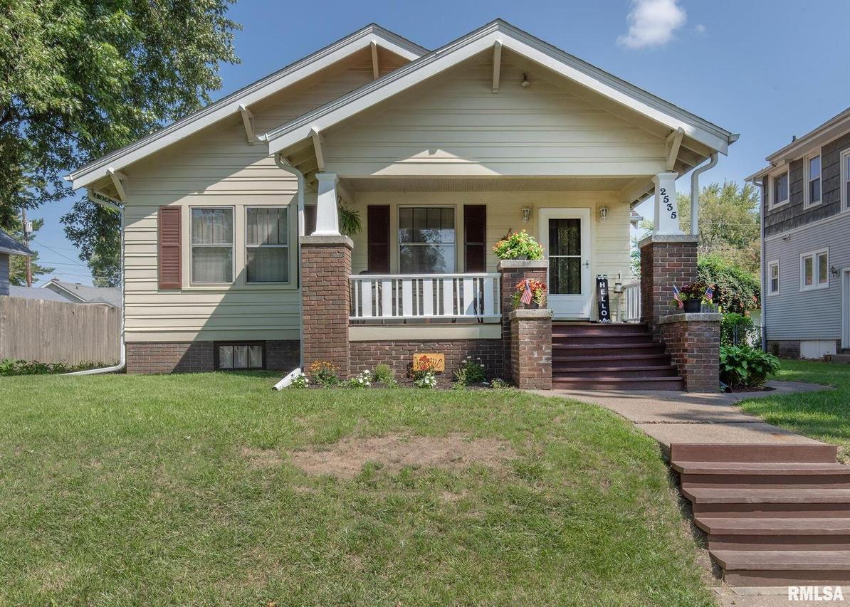 2535 20th Ave., Rock Island, IL 61201