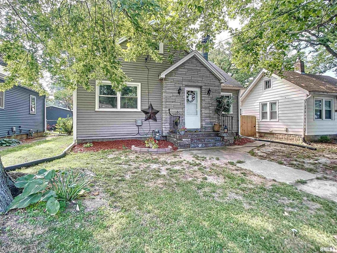 1643 34th St., Moline, IL 61265
