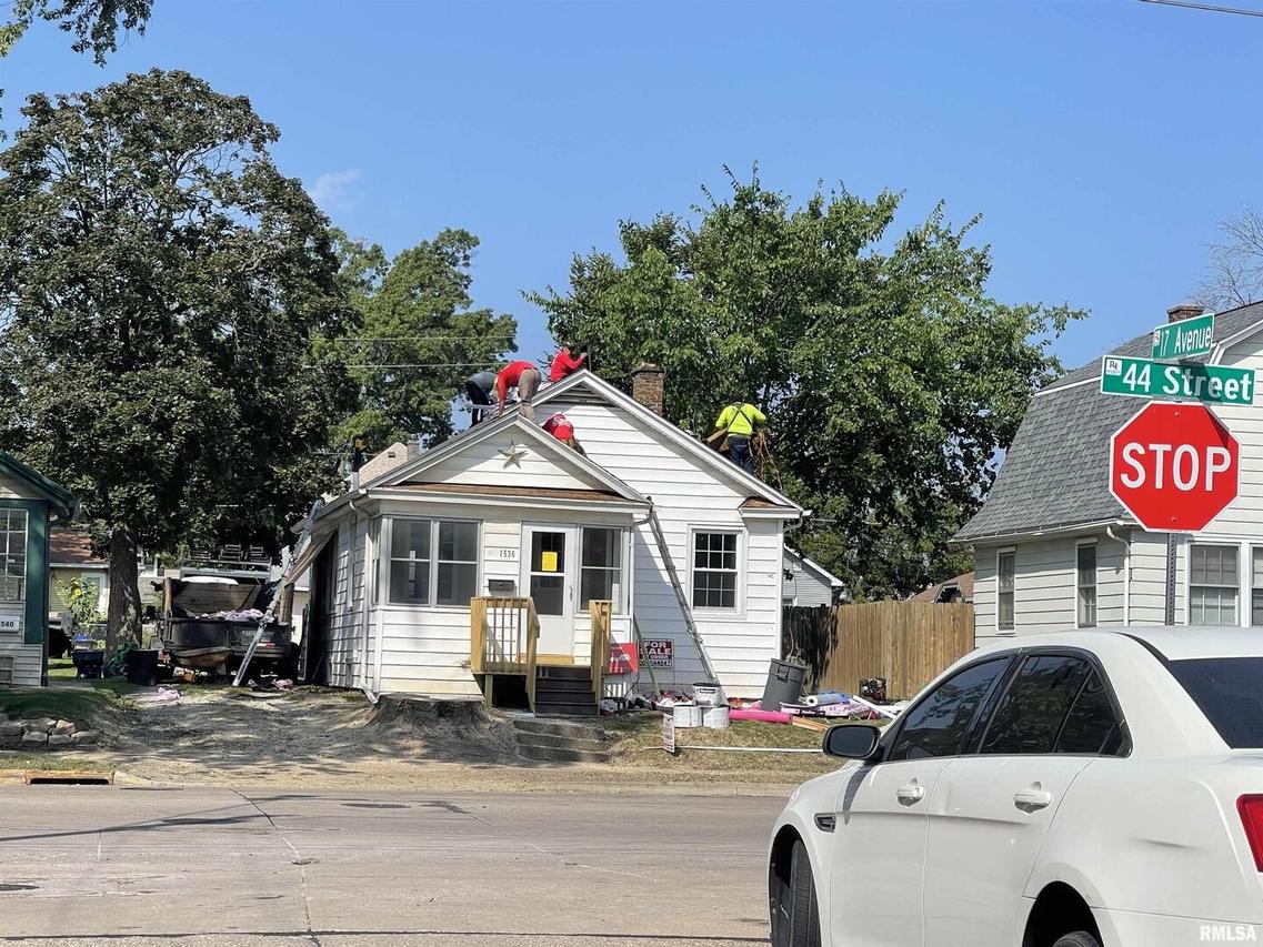1536 44th St., Rock Island, IL 61201