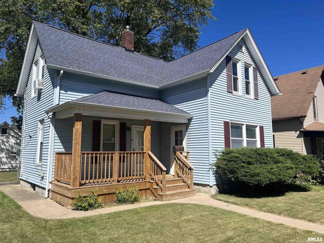 837 18th Ave. #A, Moline, IL 61265