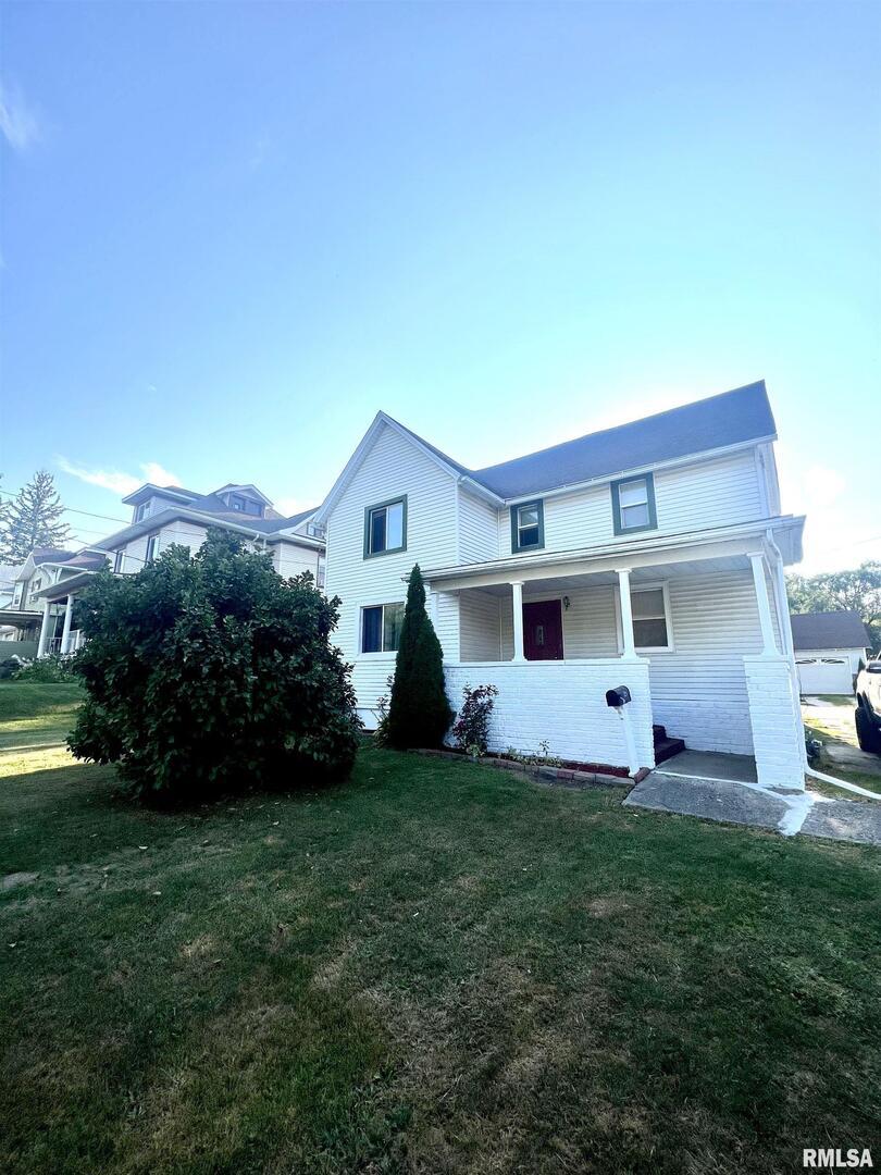 425 S Vine St., Kewanee, IL 61443