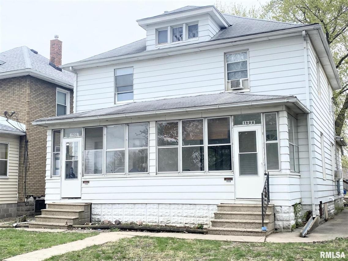 1906-1908 3rd St., Moline, IL 61265