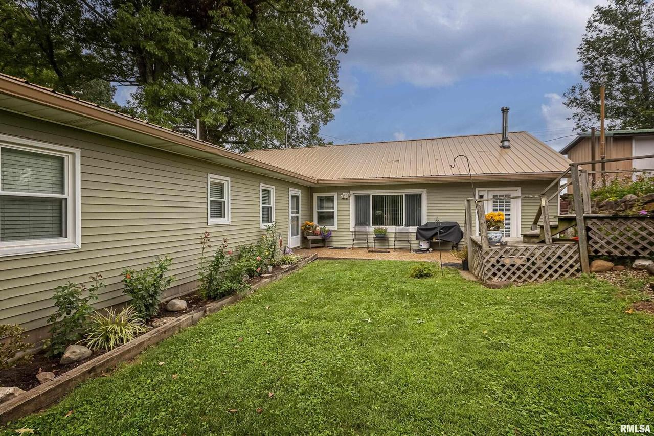 3085 Lick Creek Rd., Buncombe, IL 62912