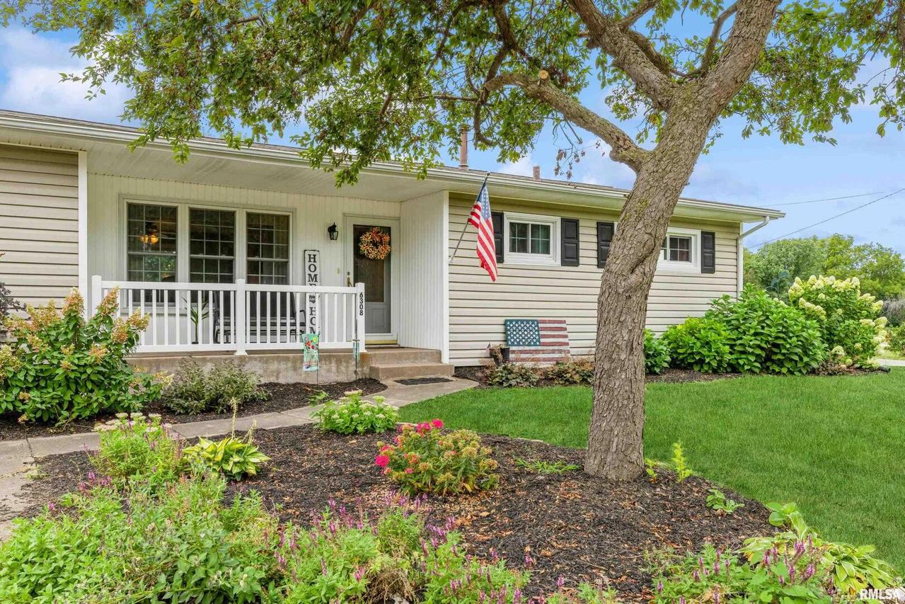 6308 221st St., Port Byron, IL 61275