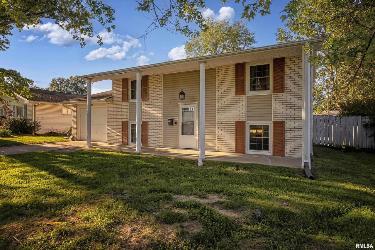 1700 Carol Dr., Marion, IL 62959