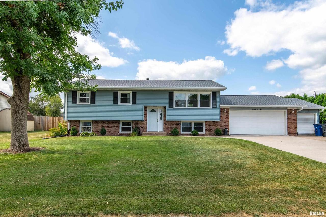 1402 14th St., Orion, IL 61273