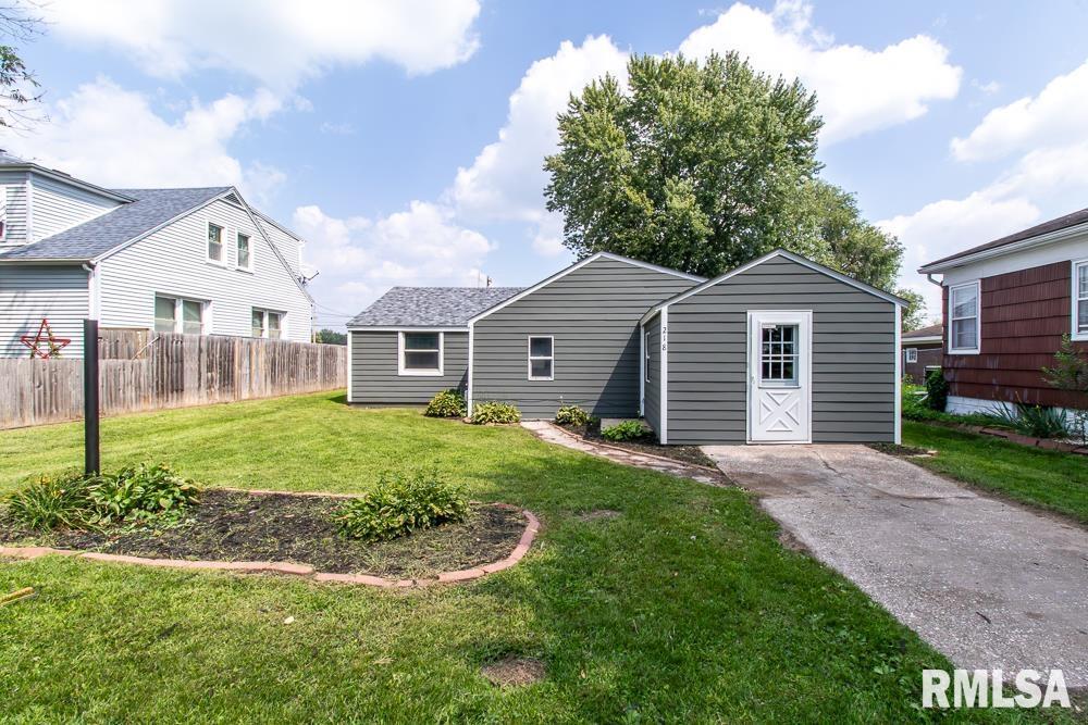 218 2nd St., Colona, IL 61241