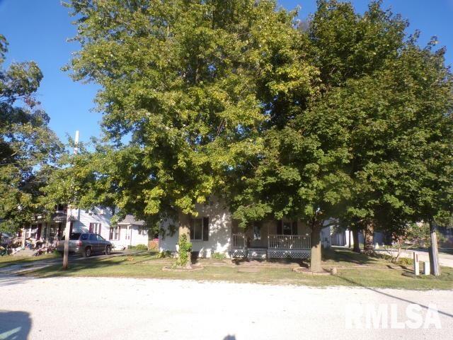 208 Washington St., Osco, IL 61274