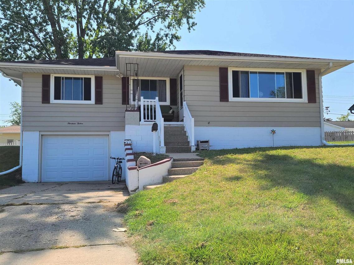 1312 7th Ave., Fulton, IL 61252