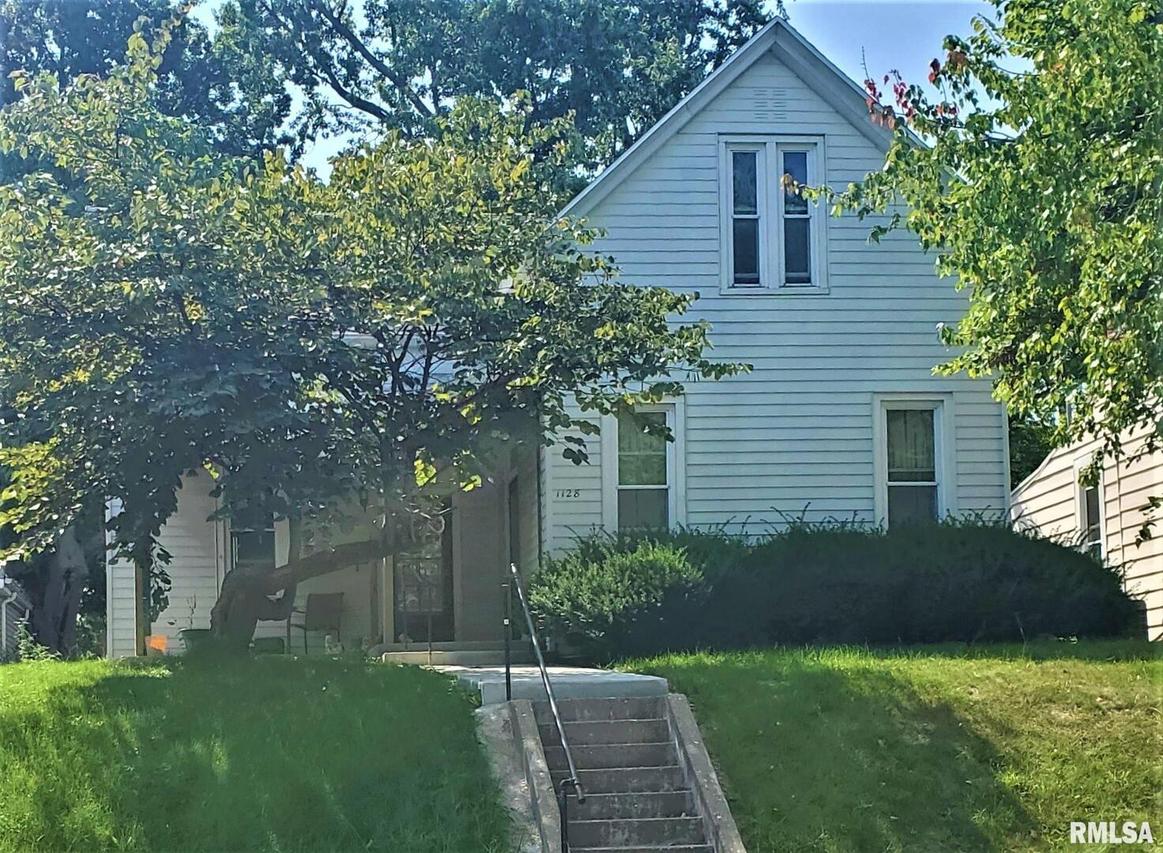 1128 Monroe St., Quincy, IL 62301