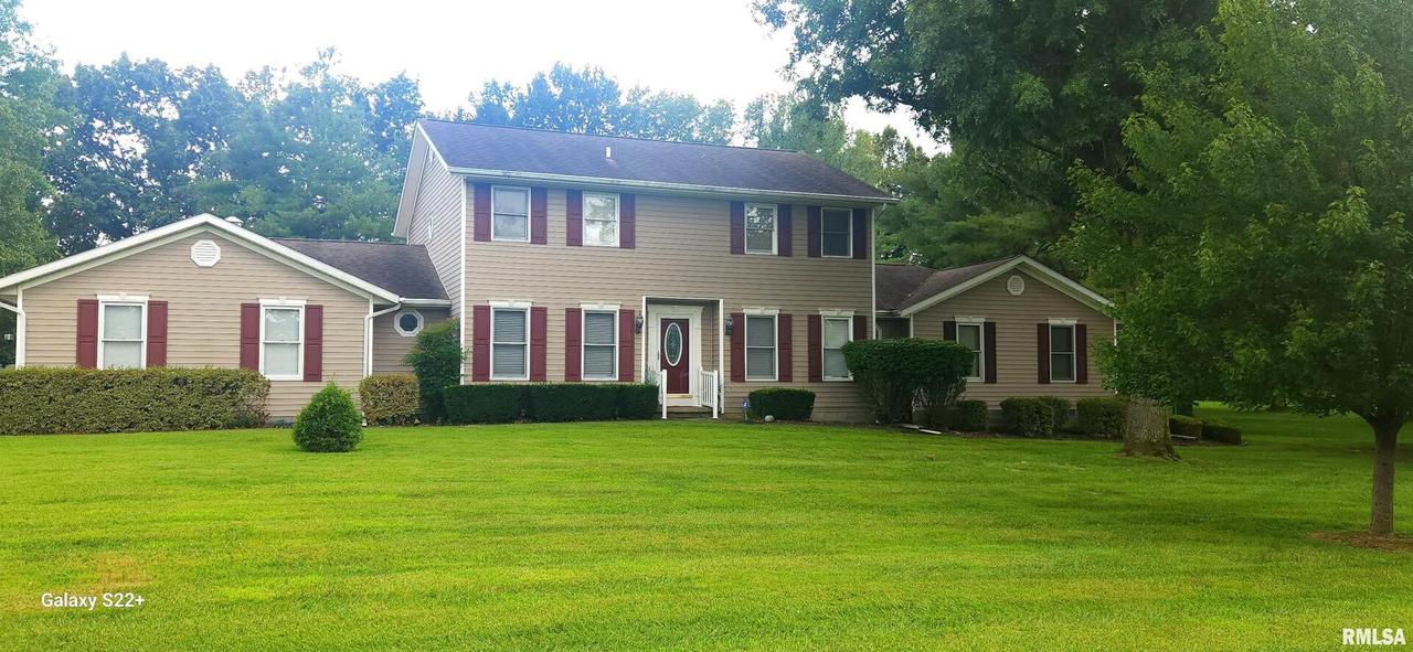 1400 Colombo Dr., Herrin, IL 62948