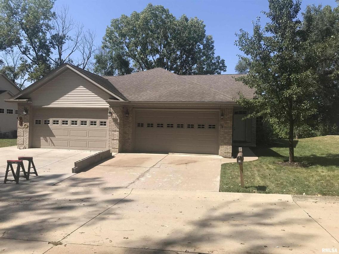 16 Cherry Hill Ct., Hampton, IL 61256