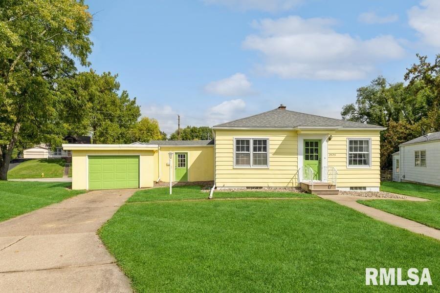 2525 32nd Ave., Rock Island, IL 61201